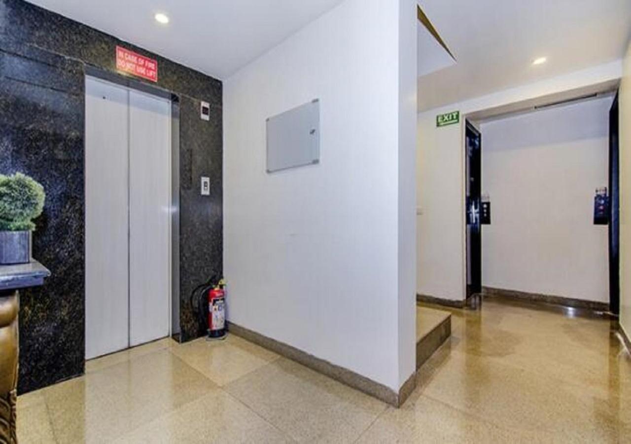 Hotel Rockland Panchsheel Enclave New Delhi Eksteriør billede
